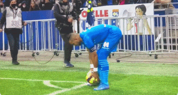 苏超夺冠后，泰州正探索开通主题旅游专列；高铁线路正在修建